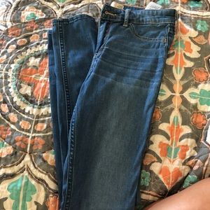 Hollister skinny jeans
